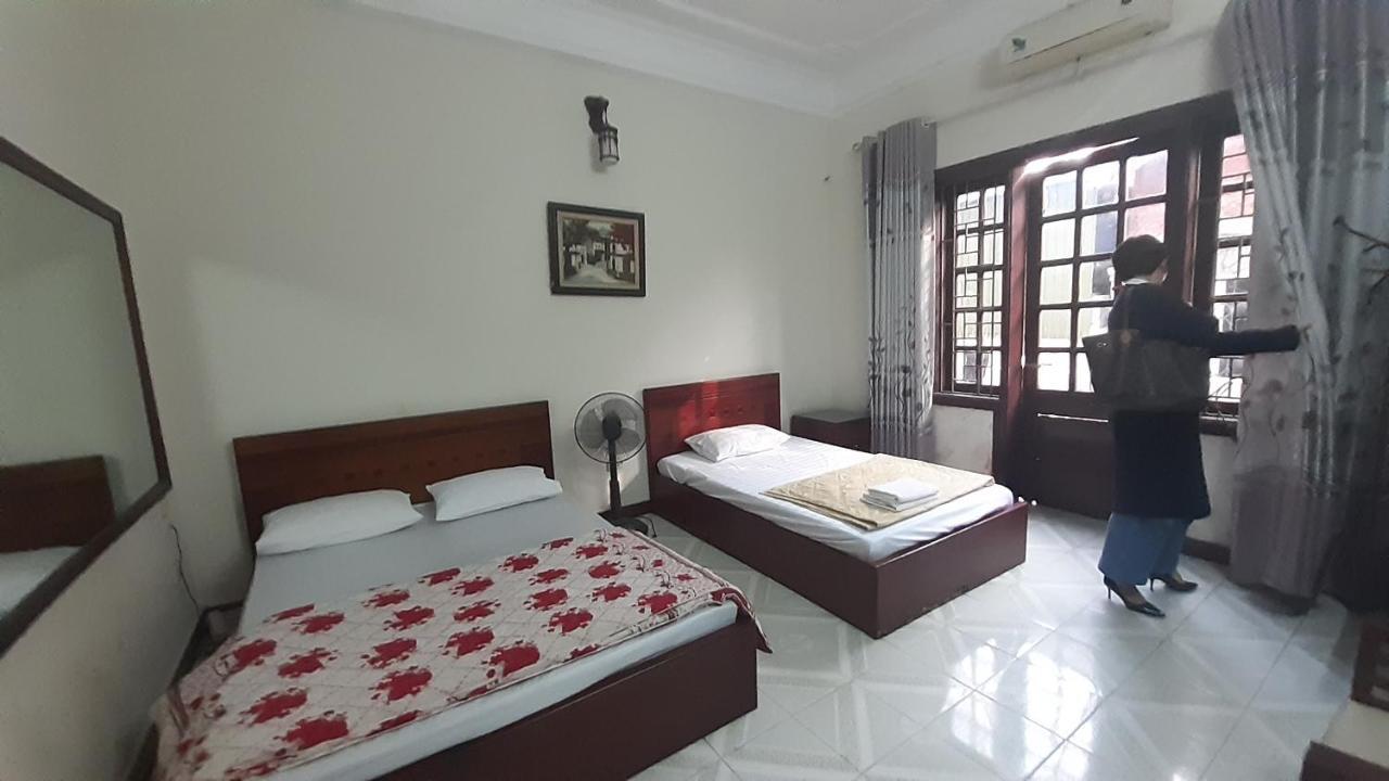 Oyo 681 Hoang Lan Guesthouse Hanoi Exterior foto